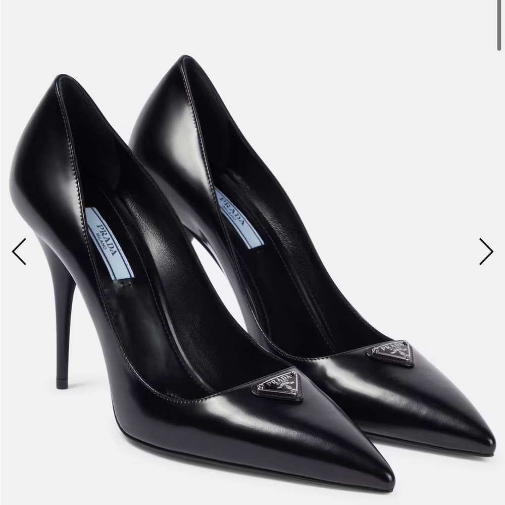 Prada calzature  Donna black Nero pump heels with logo size 38 authentic on sale